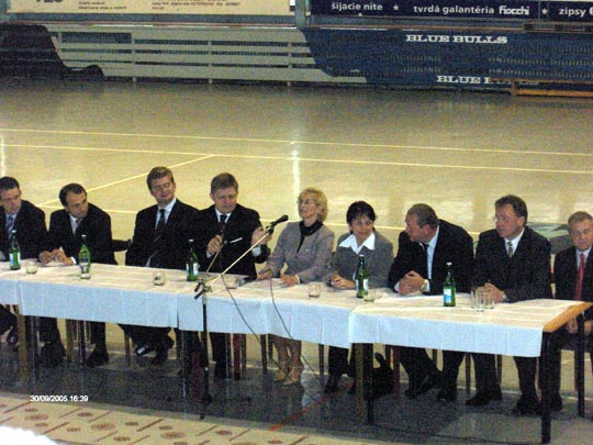 Míting strany SMER-SD v Michalovciach - foto č. 3