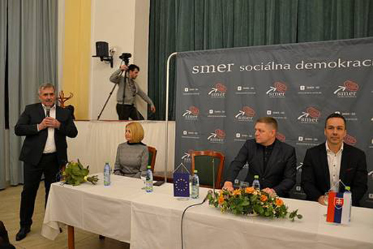 Stretnutie s predsedom strany SMER-SD Robertom Ficom v Michalovciach - foto č. 5